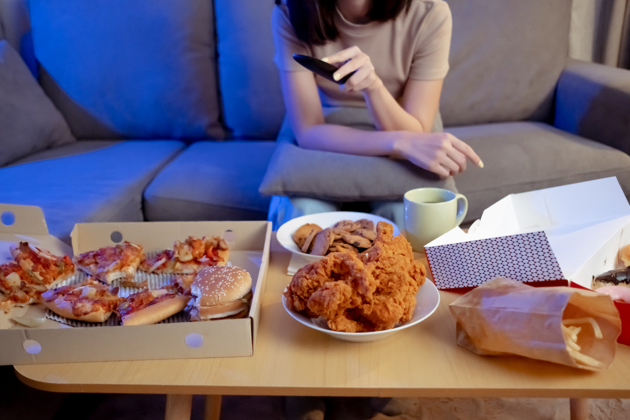 Why Do I Binge Eat? How to Stop Eating Compulsively